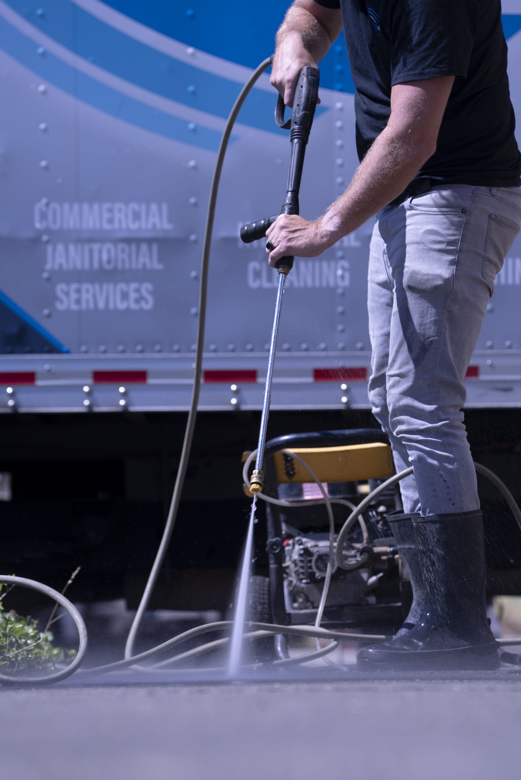 Why You Should Hire A Professional Pressure Washing Service
